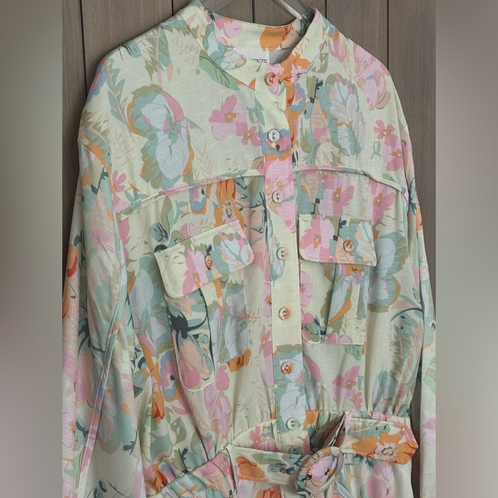 PLUS SIZE FLORAL ROMPER - Picture 5 of 7